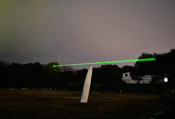 2000mw(2w)満天星レーザーポインター緑色　フォカース調整　ledライト搭載