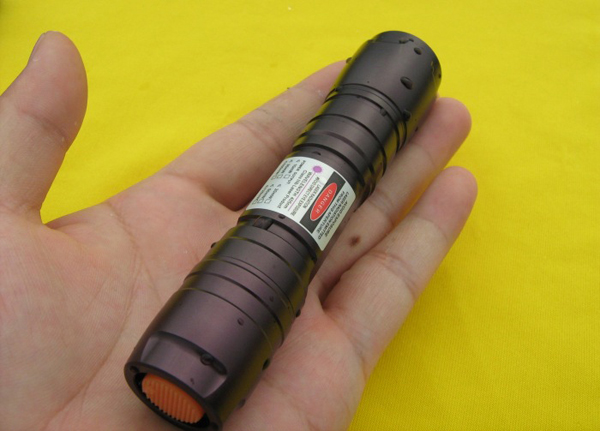 レッドレーザーポインター200mw